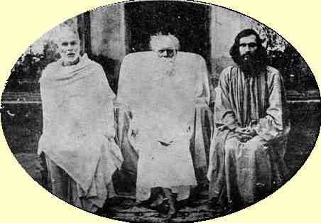 Narayana Guru with Chattampi Swami and Teerthapadar